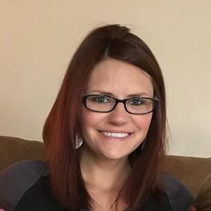 Meet your Posher, Holly